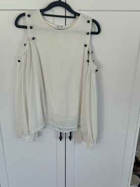 Cream Cold Shoulder Blouse with Button Detail | Size Large